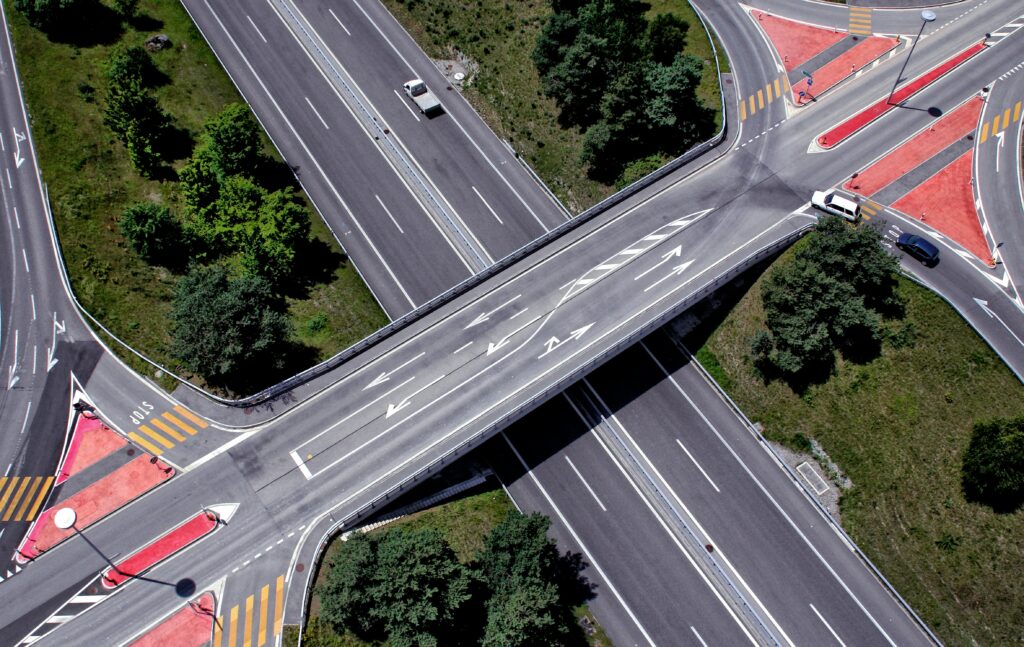 Infrastructura rutiera Semafor Semaforizare